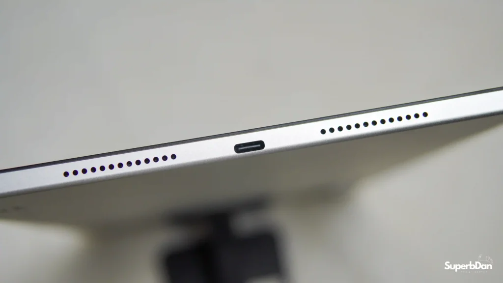 TechLife Pad Plus 12” Review: Big Display, Solid Performance, Budget Price 35 TechLife Pad Plus 12 Bottom