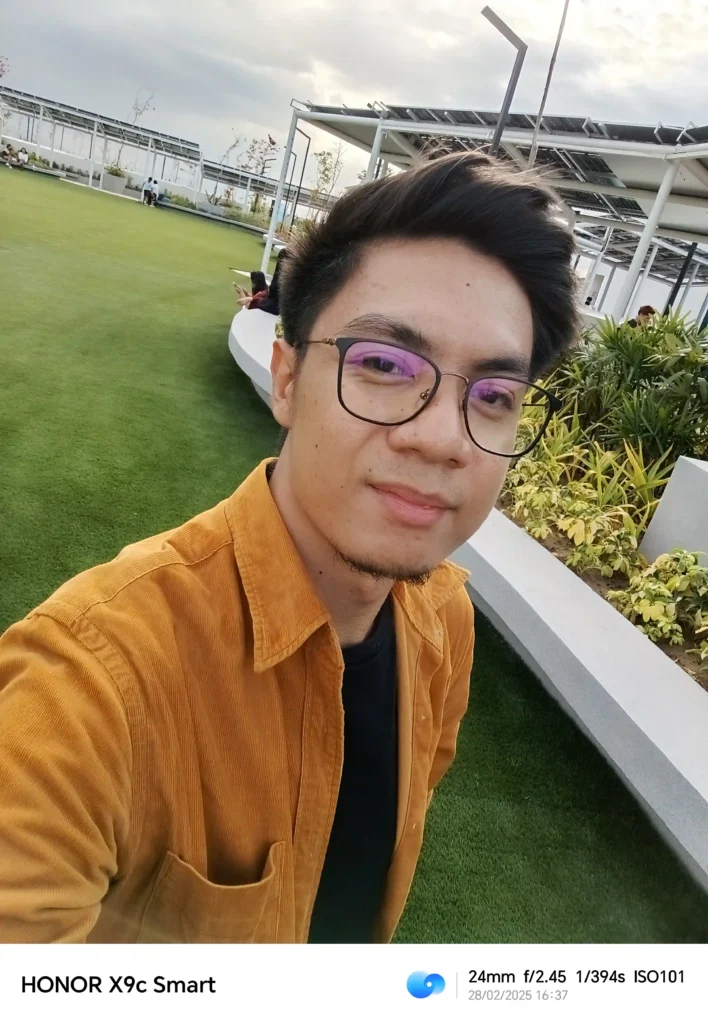 HONOR X9c Smart 5G Review After 3 Months 35 HONOR X9c Smart Front Camera - Normal Mode