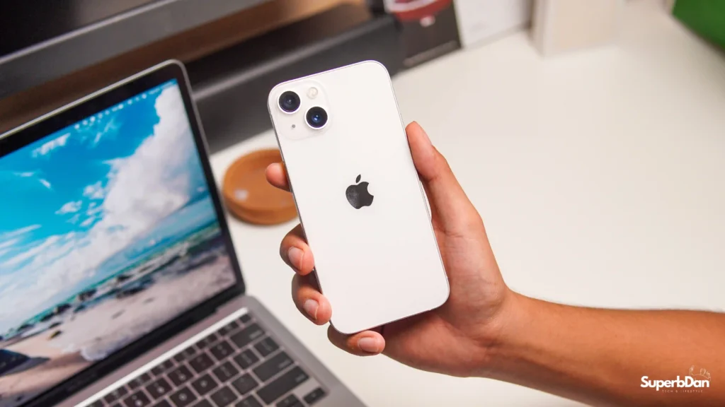 Buying iPhone 13 in 2025: Everything You Need to Know 8 iPhone 13 Design
