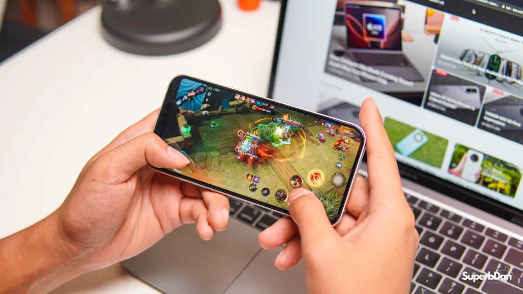 Buying iPhone 13 in 2025: Everything You Need to Know 3 iPhone 13 Gaming