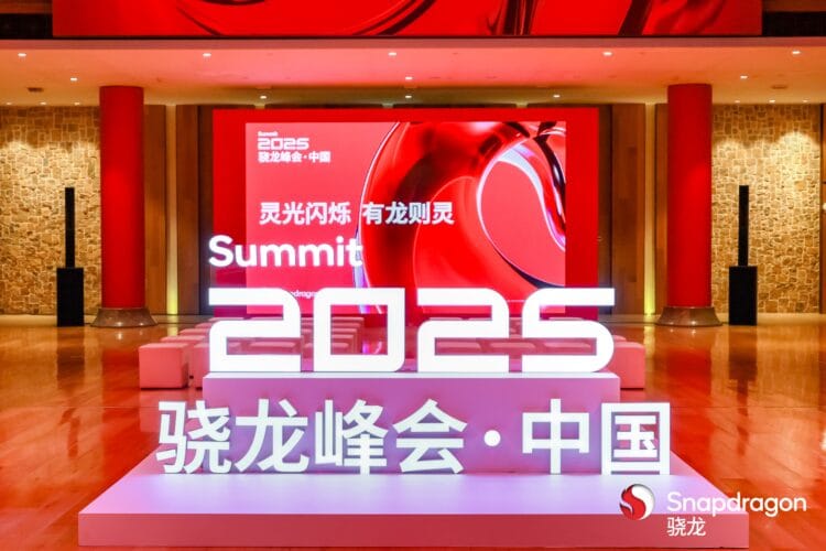 OPPO Demos Industry-Leading On-Device AI Performance at Snapdragon Summit 2025 - China
