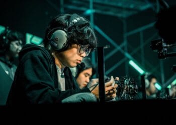 The Gaming Phone That’s Turning Heads in MPL Season 16