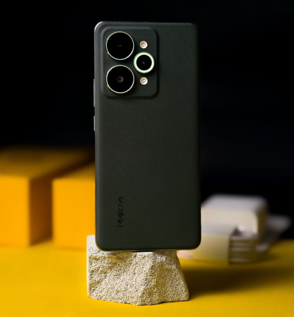 realme 15 Series 5G, now available in the Philippines for as low as P18,999 7 realme 15 Series 5G, now available in the Philippines for as low as P18,999
